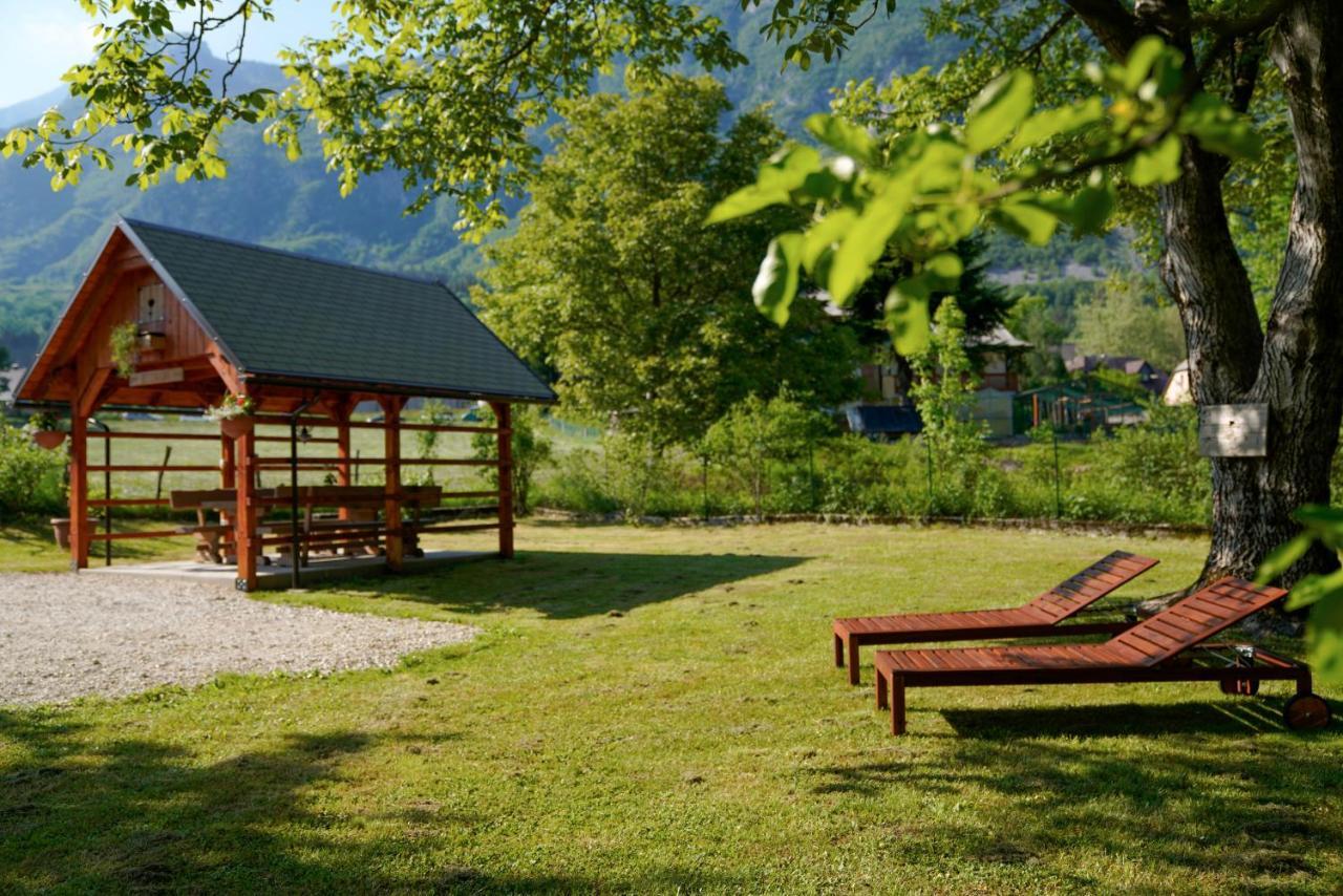 בובק Holiday House Zeleni Gaj מראה חיצוני תמונה